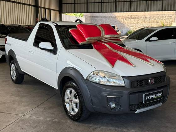 FIAT STRADA 1.4 MPI FREEDOM CS 8V FLEX 2P MANUAL